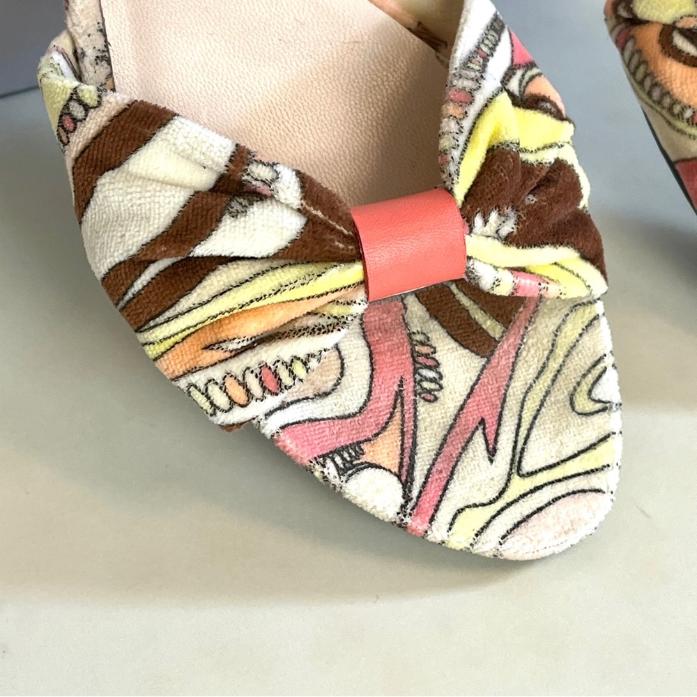 Sz. 7.5 Emilio Pucci Terry Shoes - Picture 14 of 17